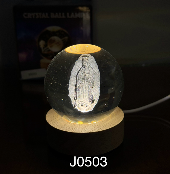 ESFERA DE CRISTAL CON ILUMINACIÓN